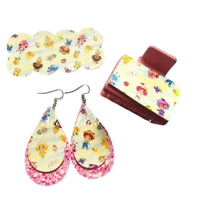 Strawberry Cake Friends Small Claw Clip, Snap Clip,& Earrings Set
