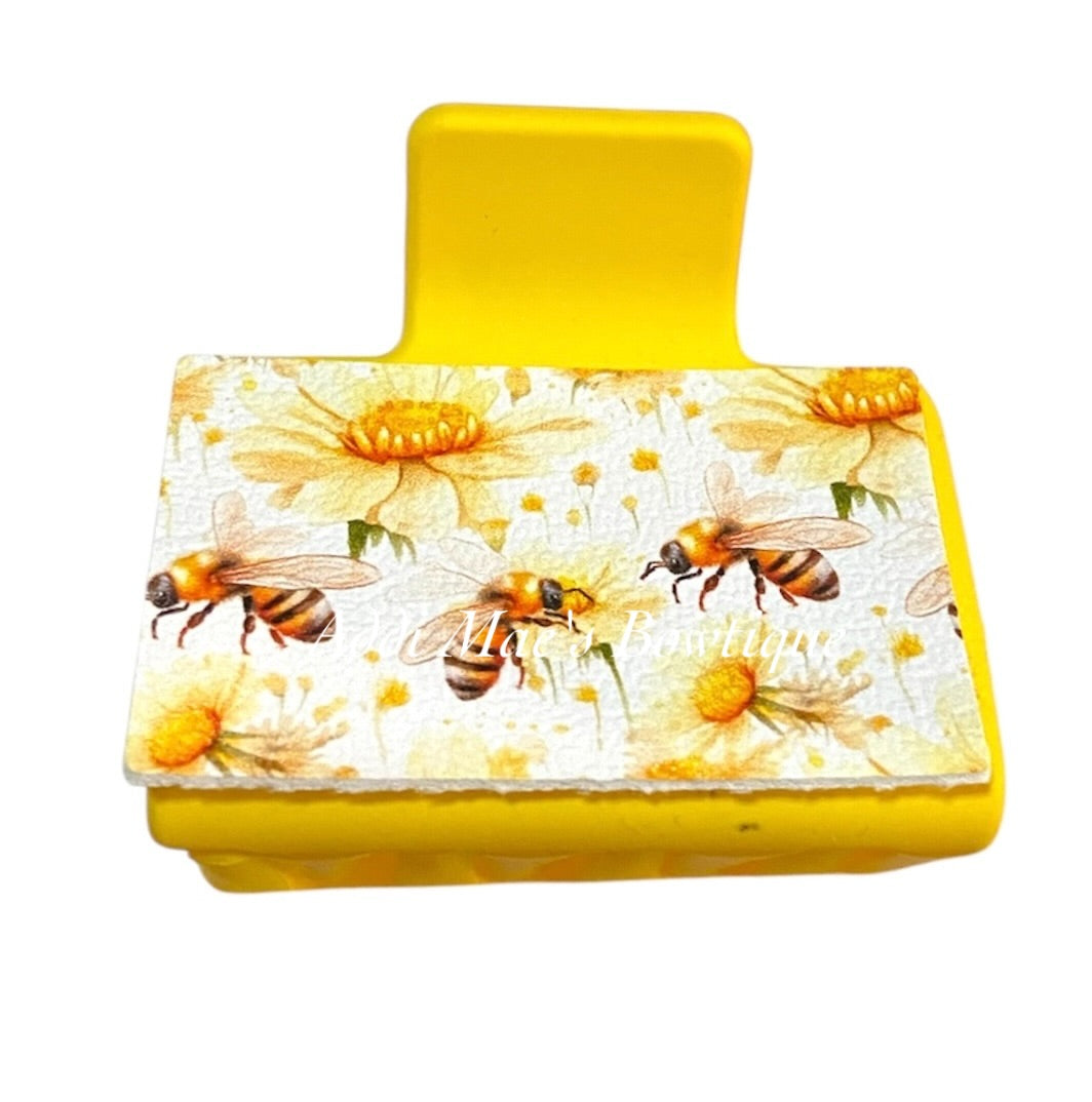 Honey Bee & Flowers Small Claw Clip