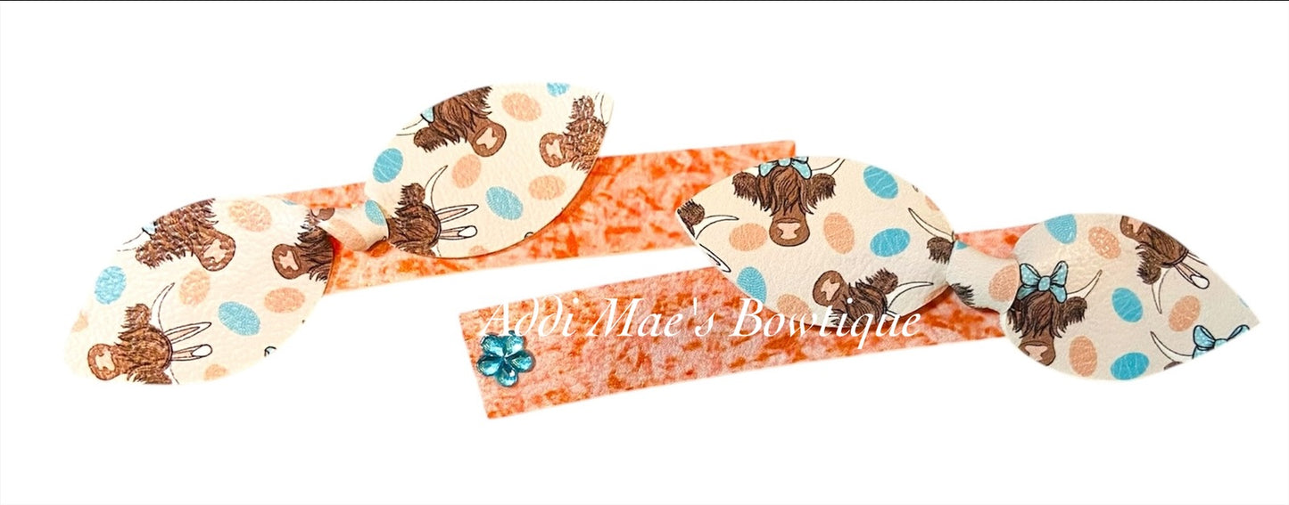Easter Highland Cow Mini Top Knot Alligator Clip Set