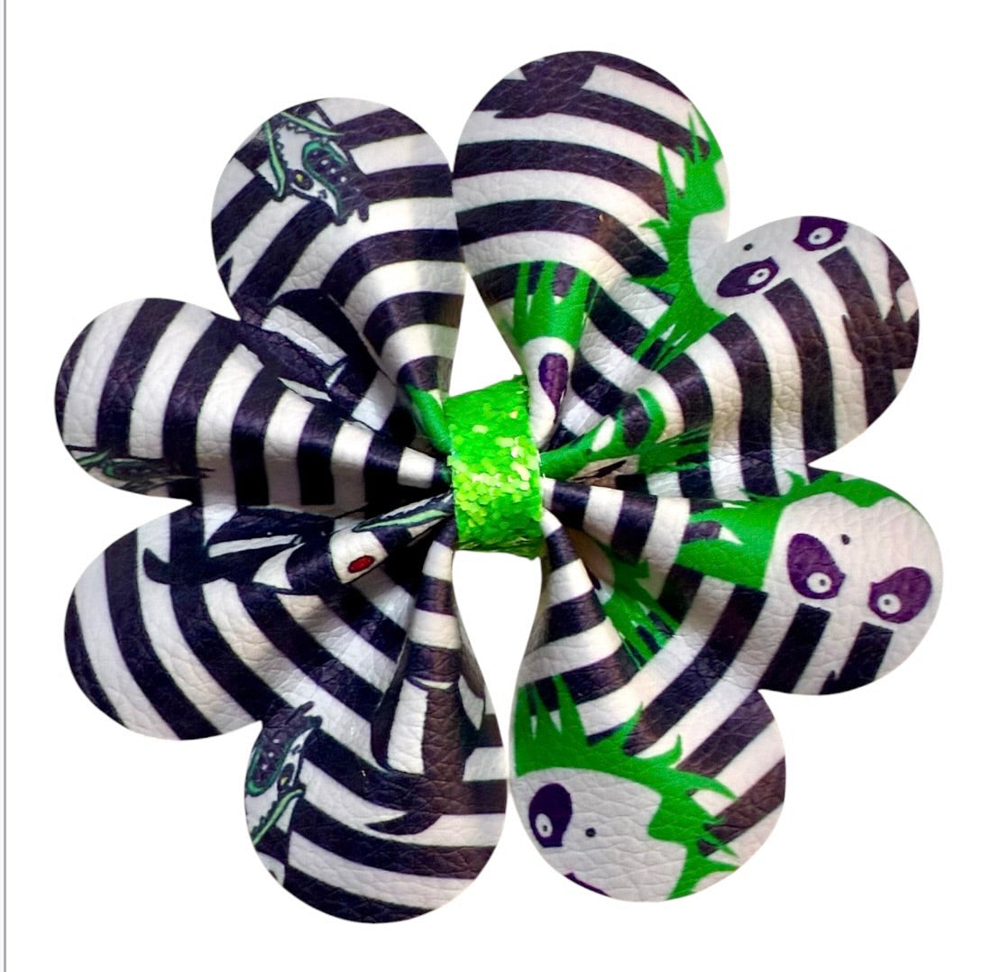 Beetle Green Hair Ghost Halloween Ruffle Bow