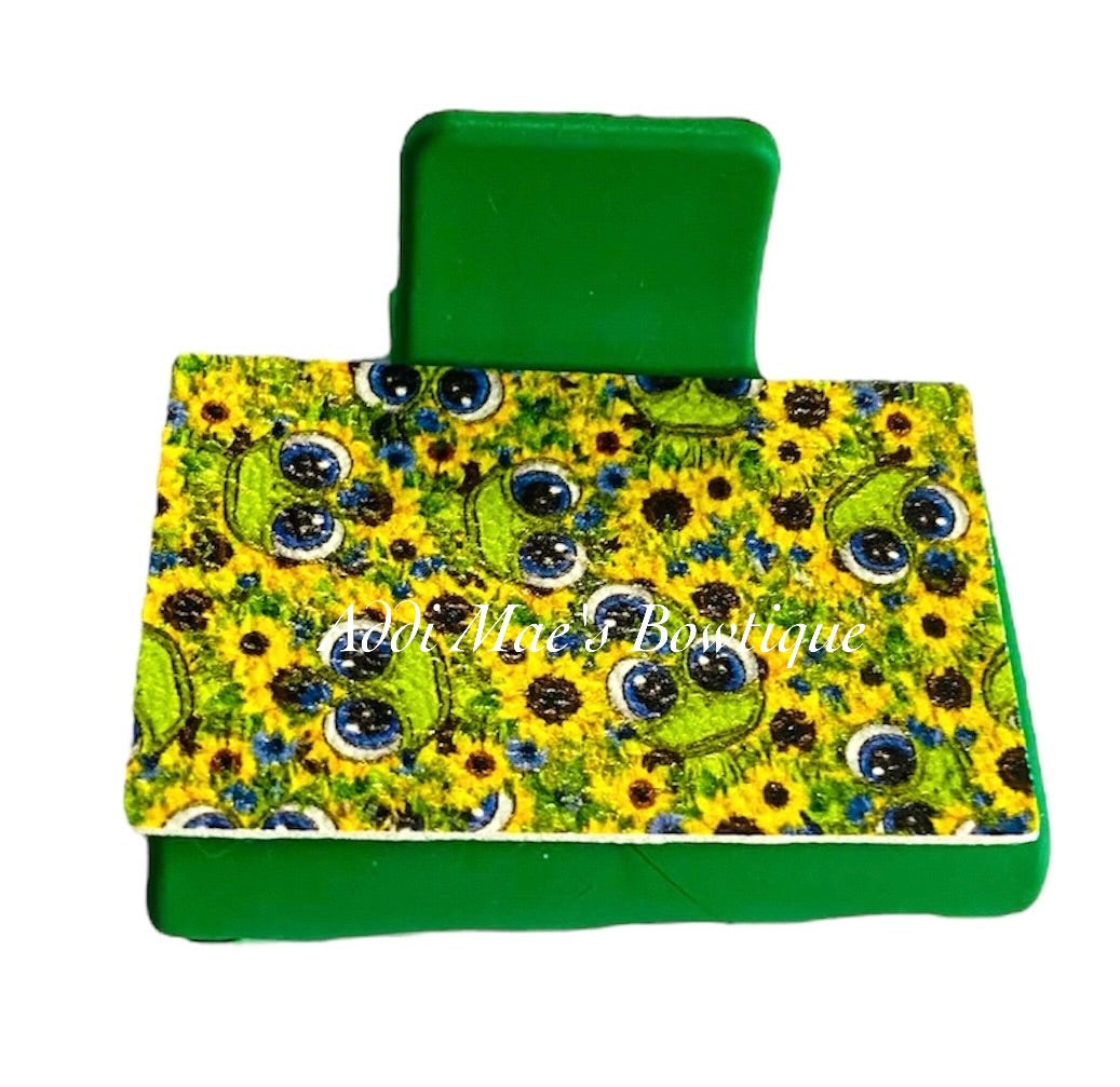 Sunflower Frog Small Claw Clip