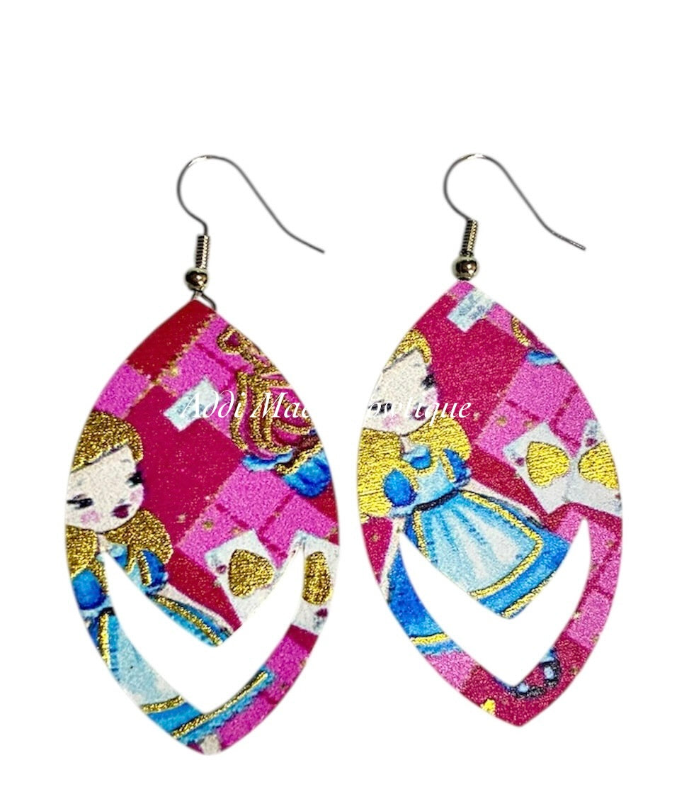 Alice Dangle Earrings
