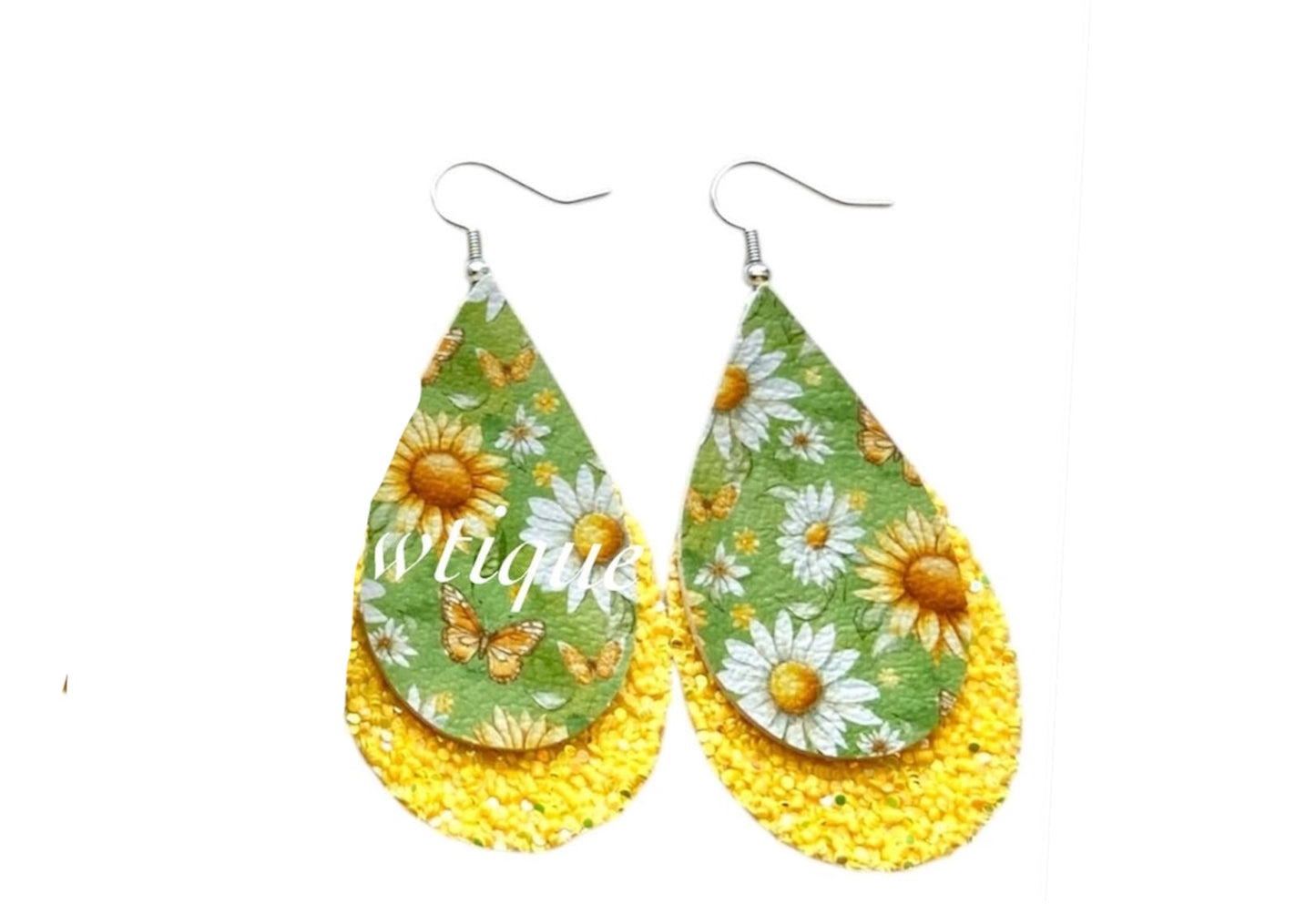Green Garden Daisy Stacked Tear Drop Earrings
