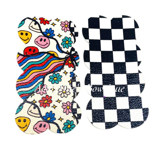 Retro Checkered Groovy Smiles Snap Clip Set