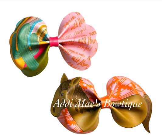 Coral Horse Cowgirl Bow Set