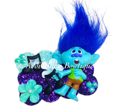 Singing Blue Troll Clip