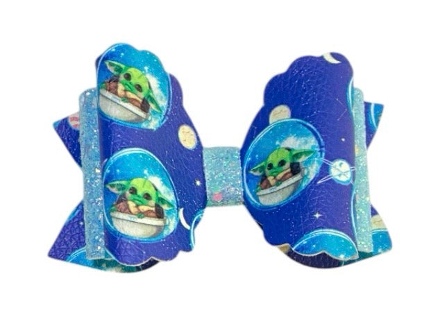 Green Alien Spaceship  Bow