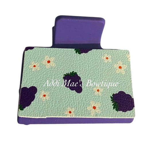 Grapes and Daisies Small Claw Clip