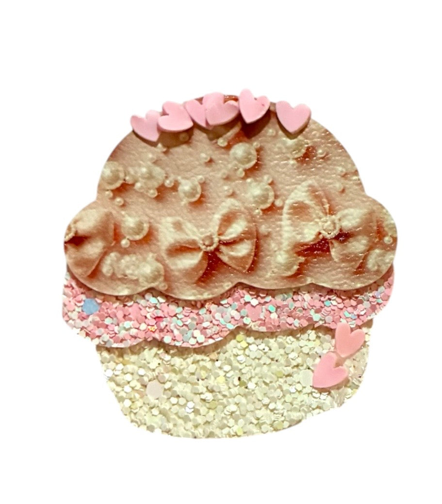 Fancy Bows & Pearls Cupcake Clip