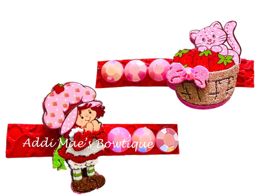 Strawberry Girl Shaker Alligator Clip Set