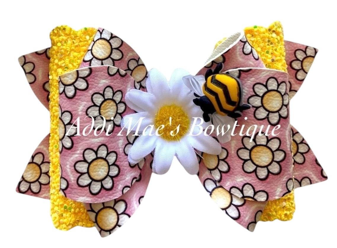 Puffy Daisy Bow