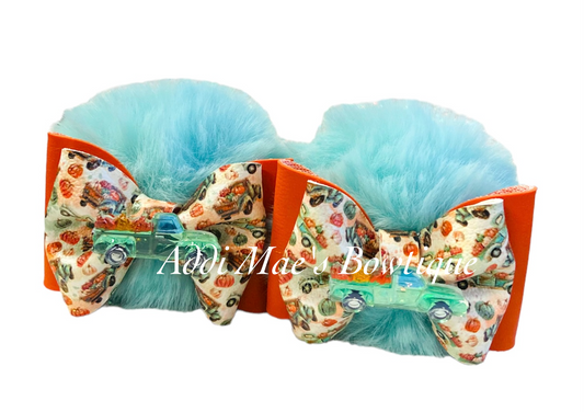 Pumpkin Trucks Fall Pom Pom Piggy Set