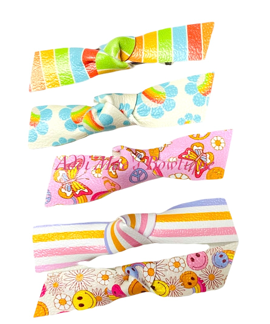 Groovy Chick Knotted Alligator Clip Set